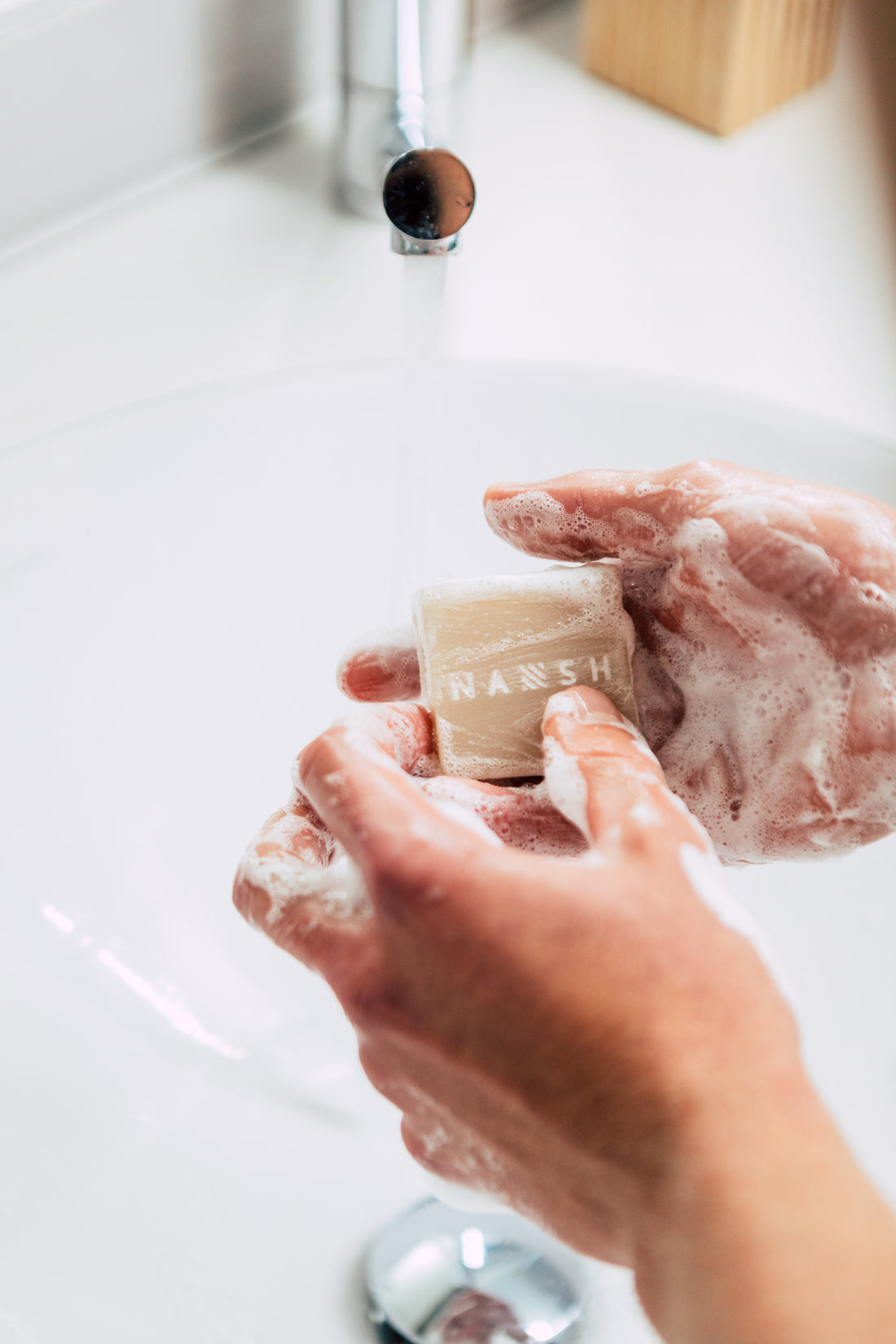 Bye-bye Rasierschaum, hallo Rasierseife! So revolutionierst du deine tägliche Rasur